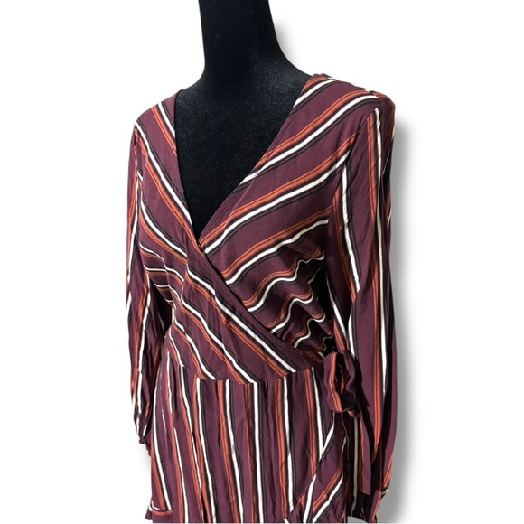 Exhilaration Maroon/Cream Striped Cinch Waist V-Neck Long Sleeve Faux Wrap Dress - Picture 3 of 16